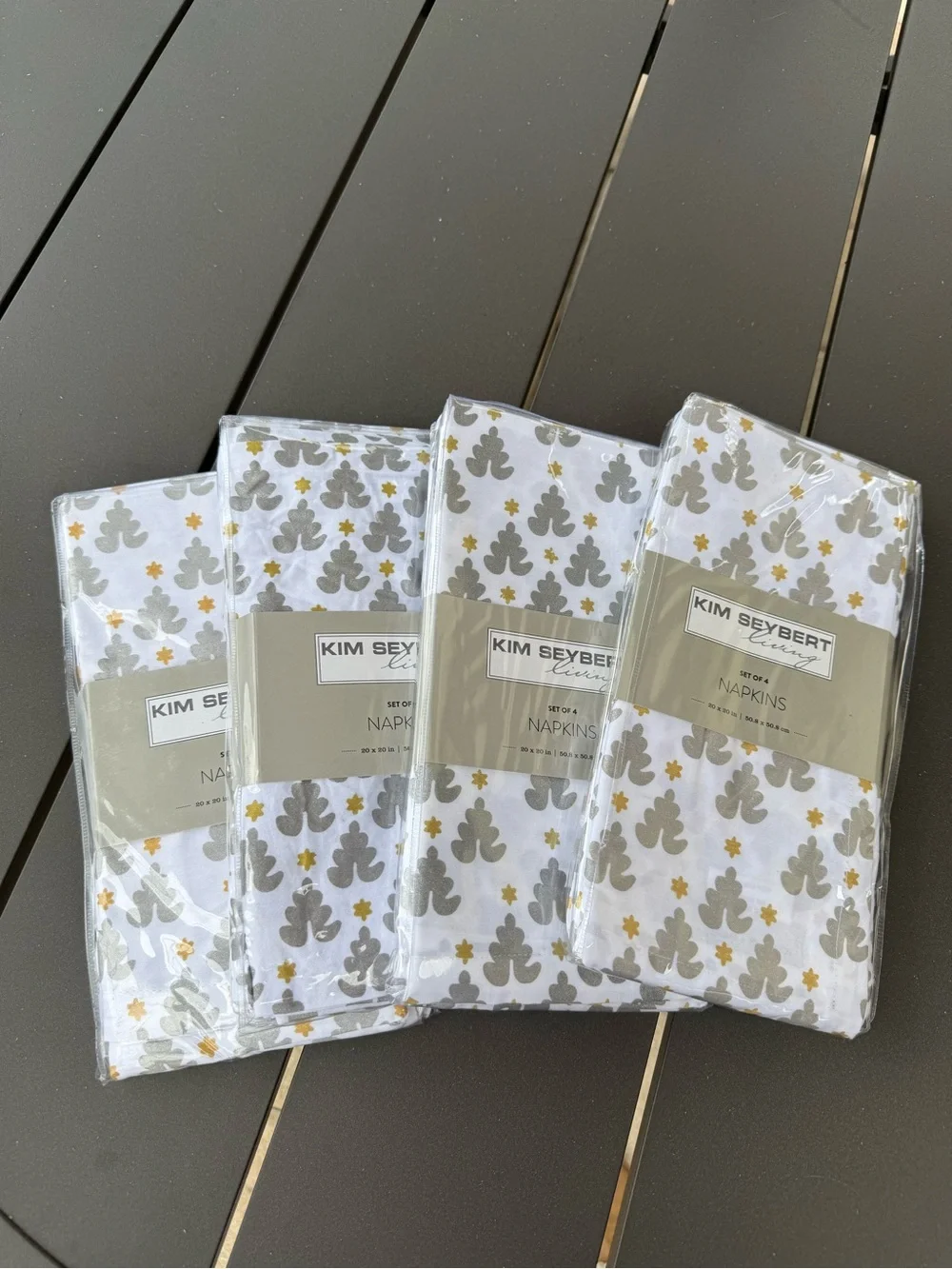 NWT Kim Seybert Living square cotton napkins - 4 packs/16 napkins total